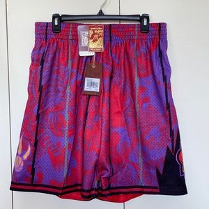 Mitchell & Ness Toronto Raptors “Year of the Tiger” Swingman Shorts | Size: L